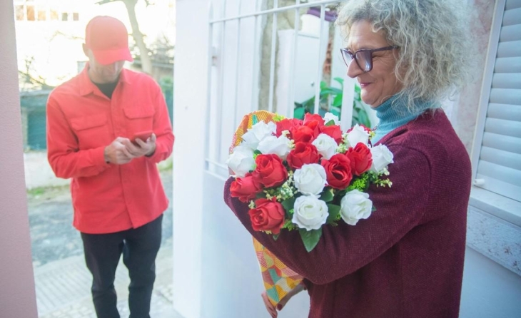 PEDIDOS ONLINE PARA FESTEJAR A MAMÁ Y PAPÁ